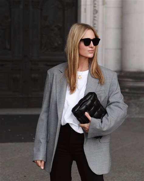 dior grey blazer women.